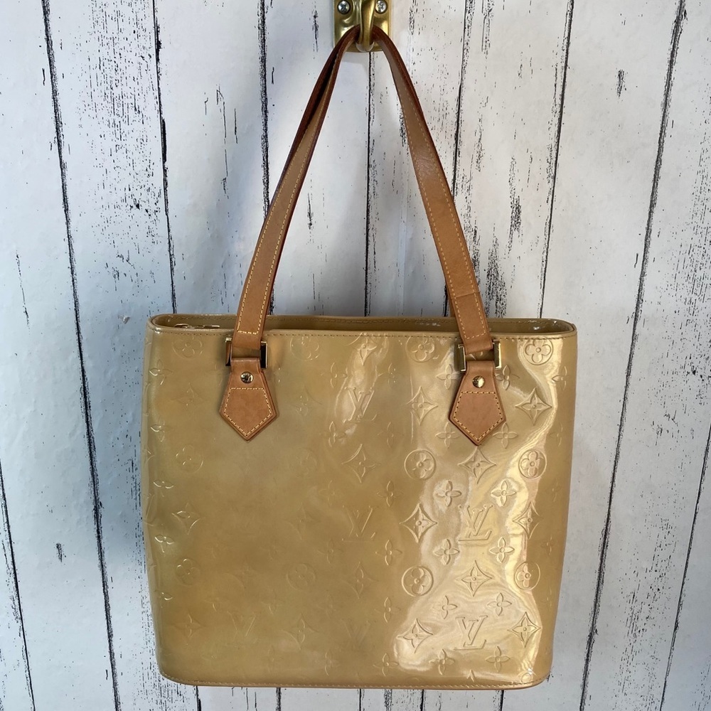 Louis Vuitton Monogram Vernis Houston Tote - Picture 3 of 15